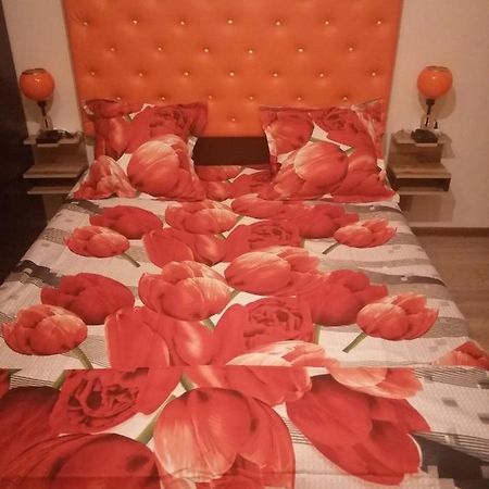 Homestay In Tbilisi Center Gm Ngoại thất bức ảnh