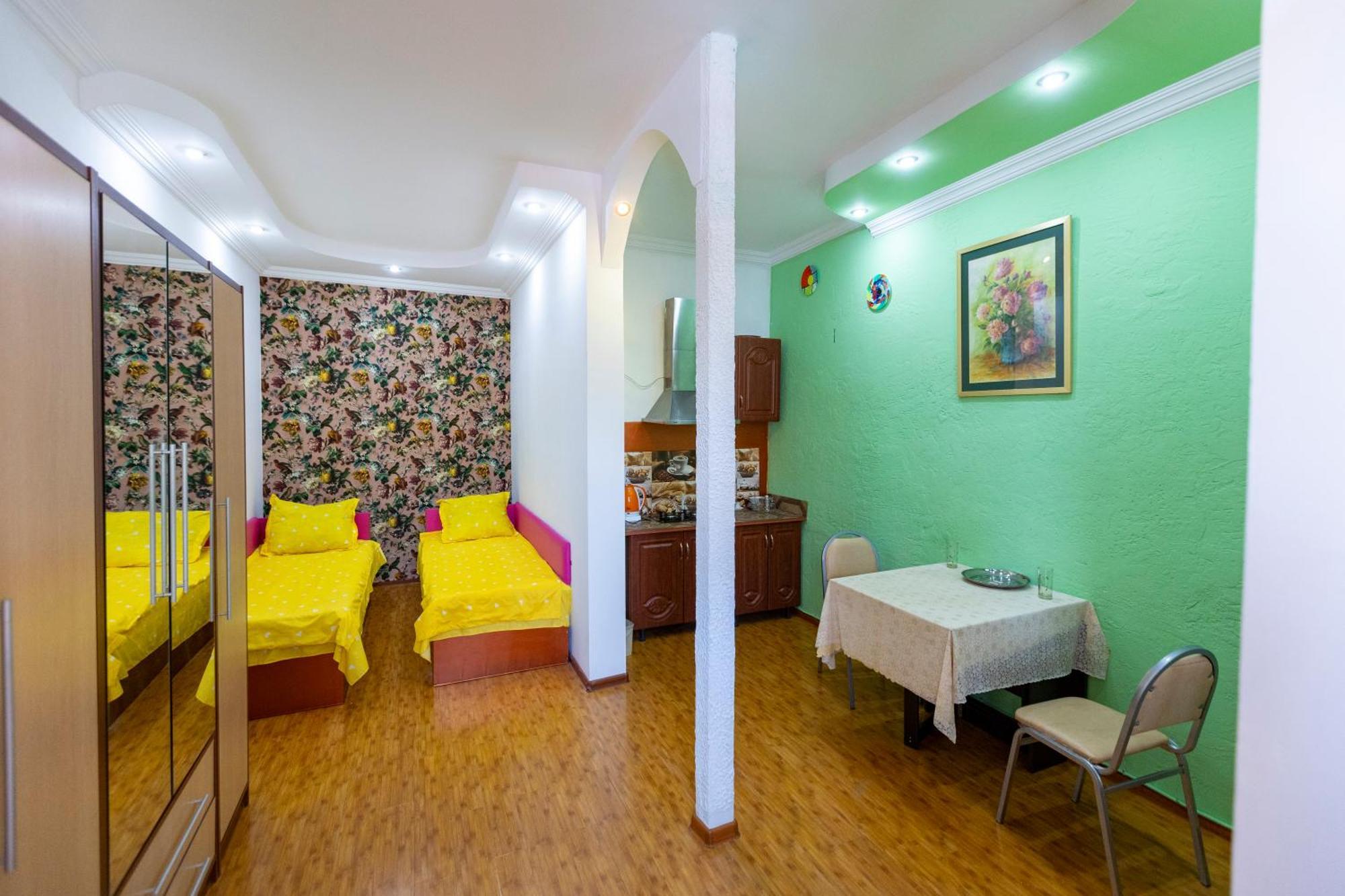 Homestay In Tbilisi Center Gm Ngoại thất bức ảnh